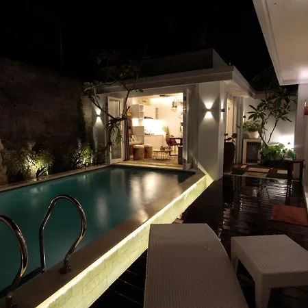 Saka Luxury Villa